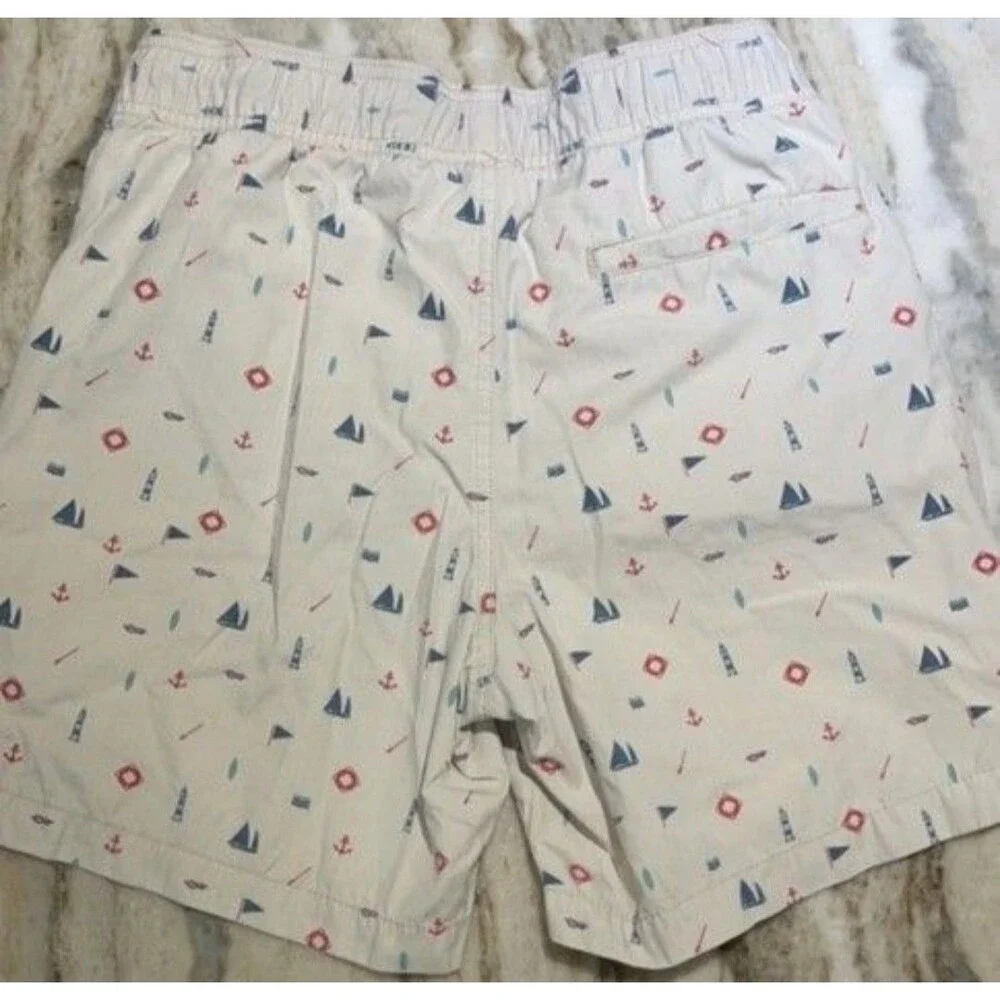 The Coast Volle Men's White Shorts in Size Medium - features stylish Boats